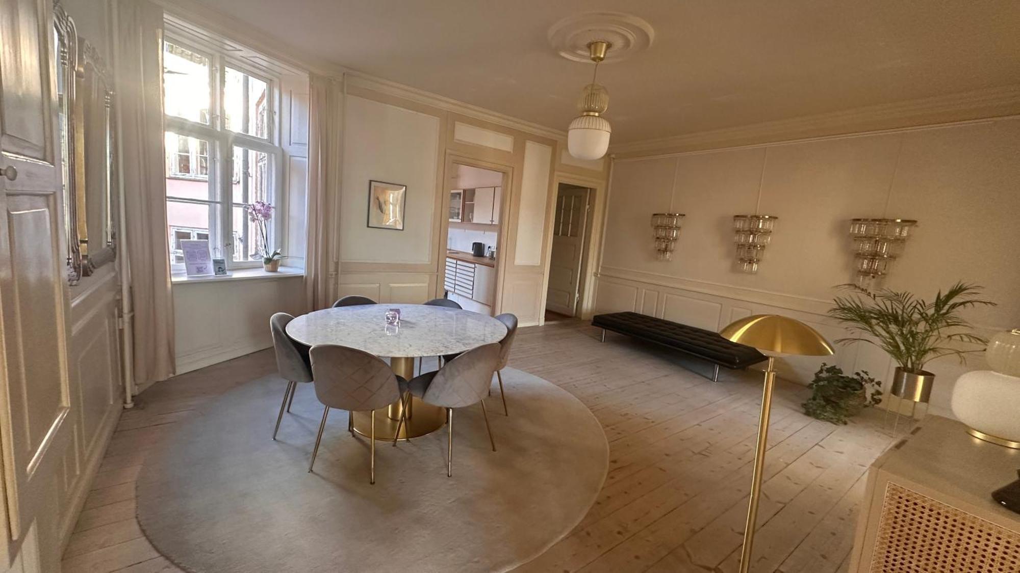 The Square - Carolinas Apartments København Eksteriør billede